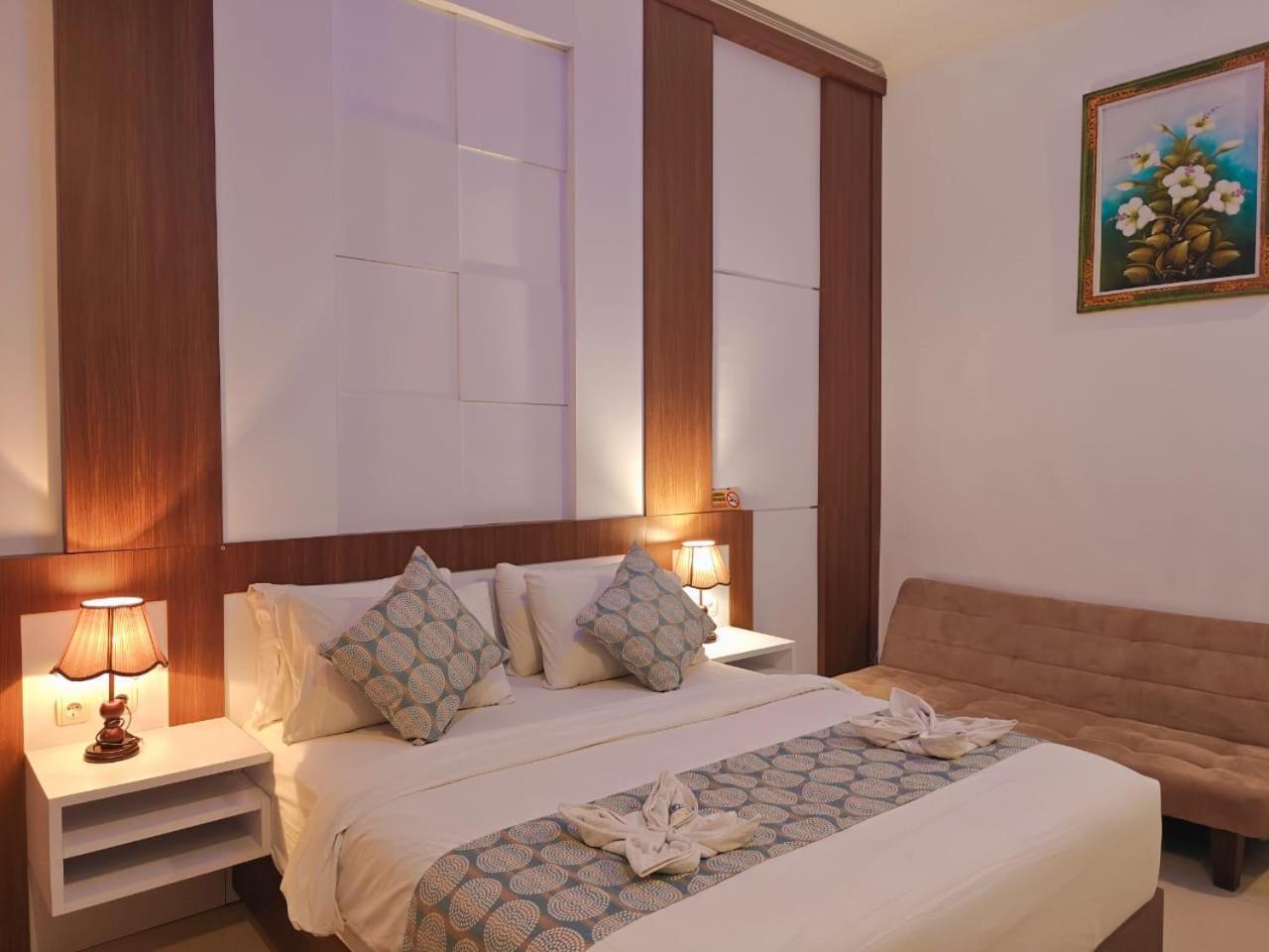 Nusa Sedayu Hotel By Ocean View Batununggul 外观 照片
