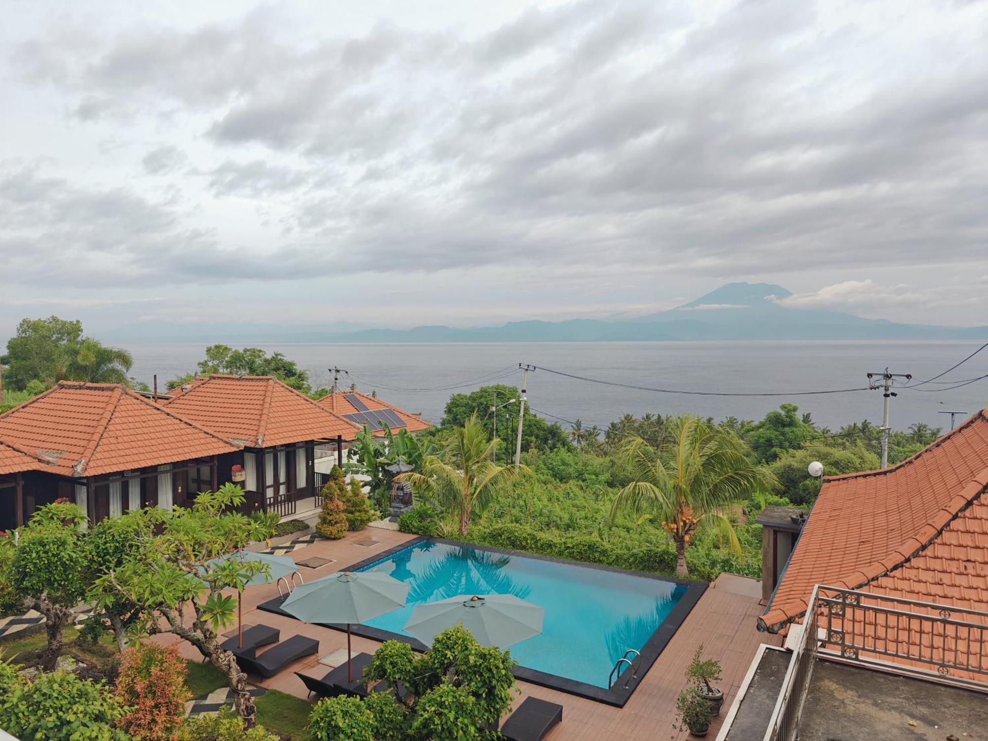 Nusa Sedayu Hotel By Ocean View Batununggul 外观 照片