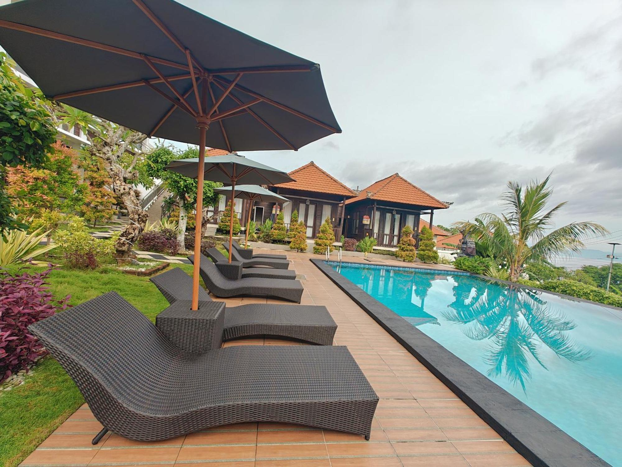 Nusa Sedayu Hotel By Ocean View Batununggul 外观 照片
