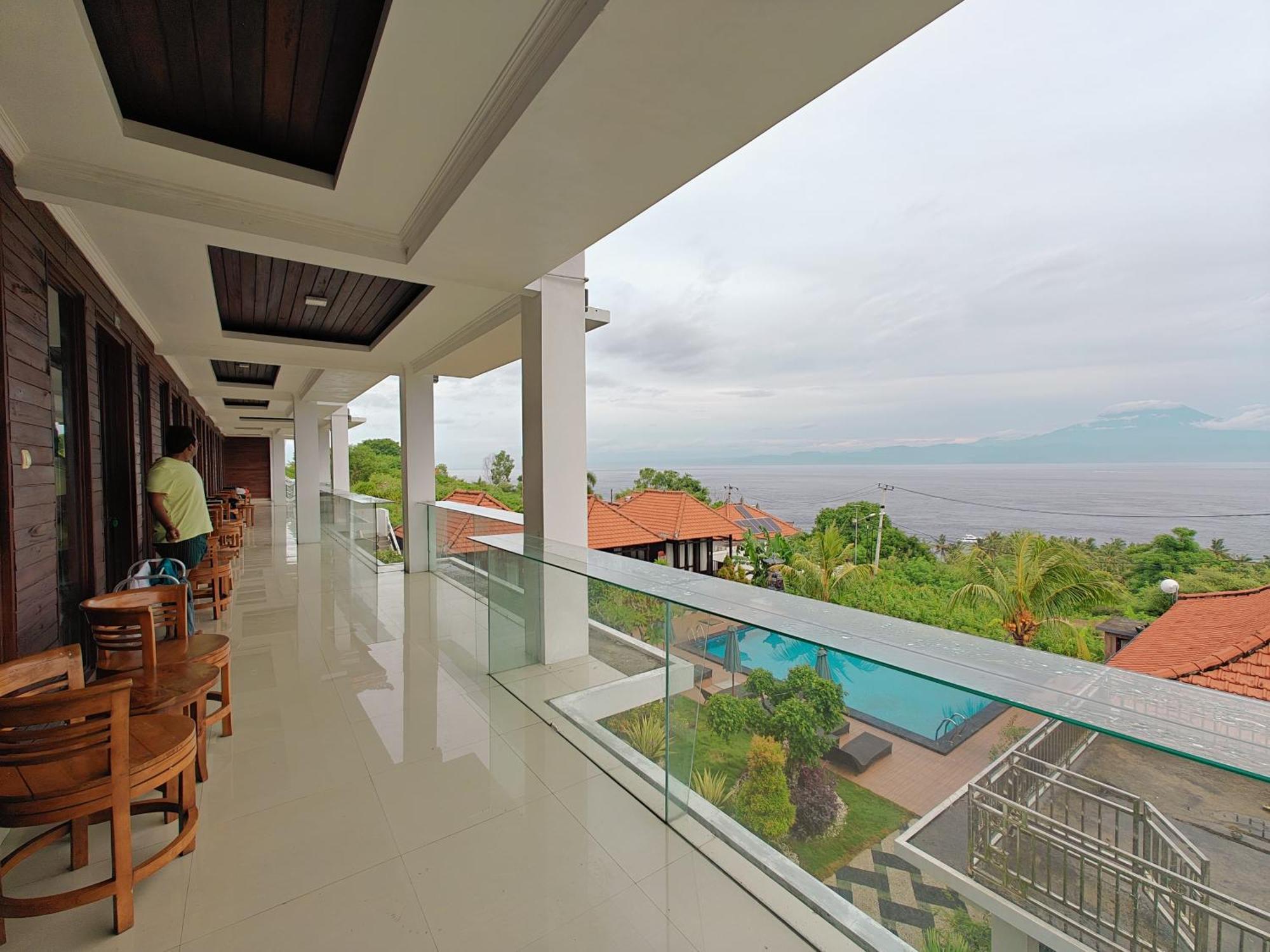 Nusa Sedayu Hotel By Ocean View Batununggul 外观 照片
