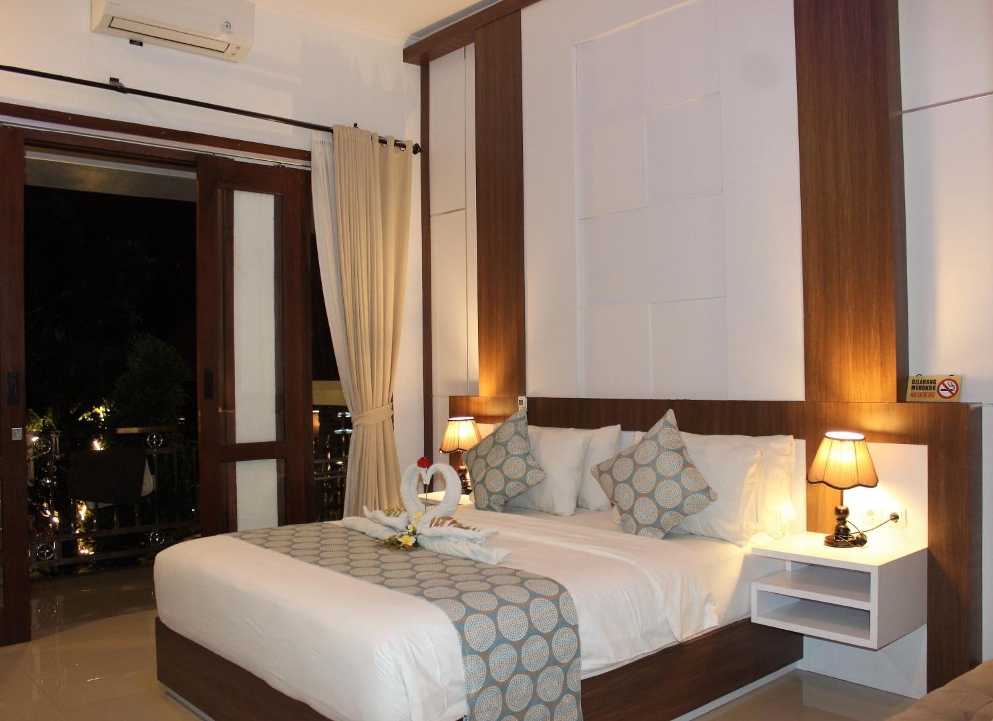 Nusa Sedayu Hotel By Ocean View Batununggul 外观 照片