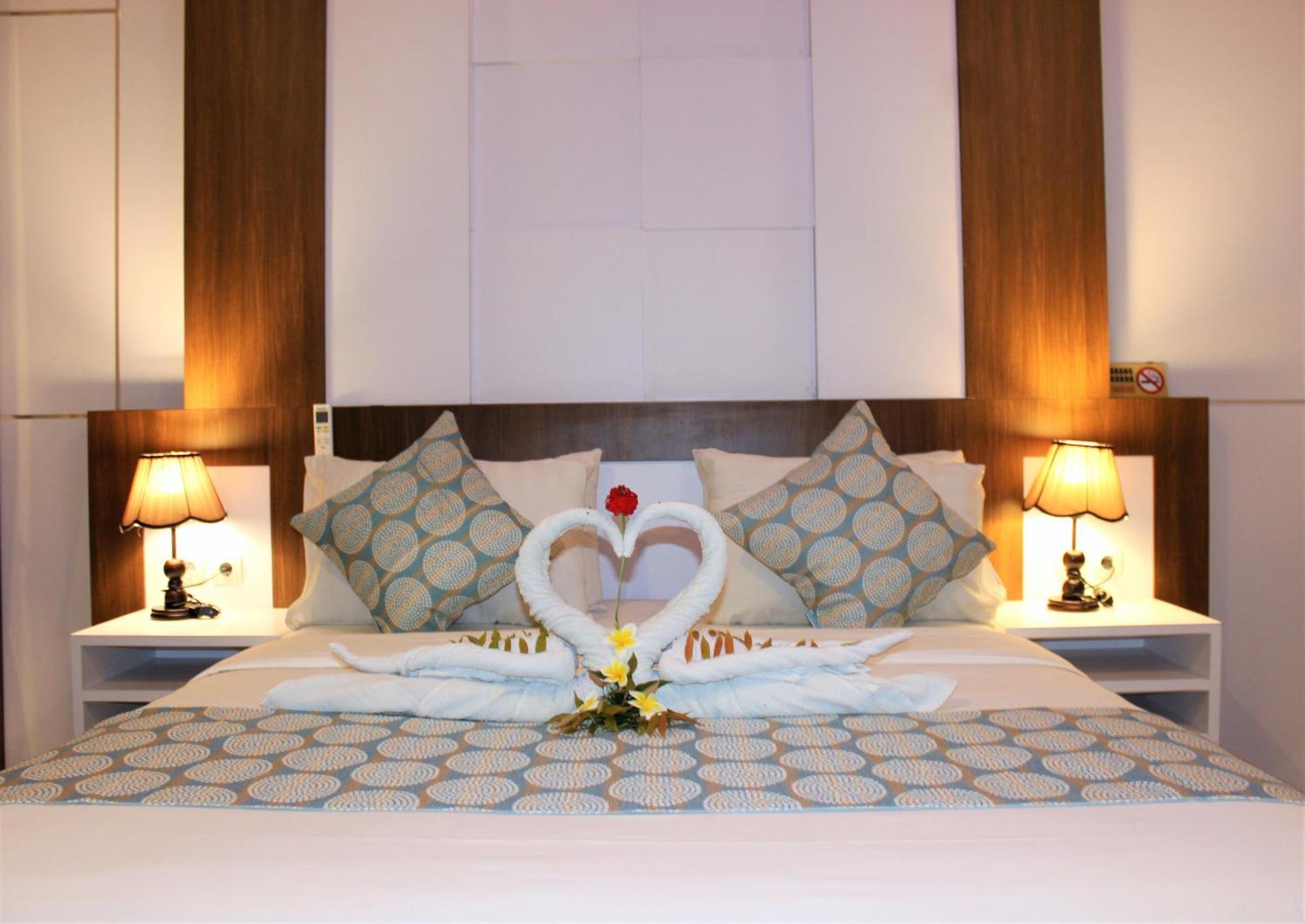 Nusa Sedayu Hotel By Ocean View Batununggul 外观 照片