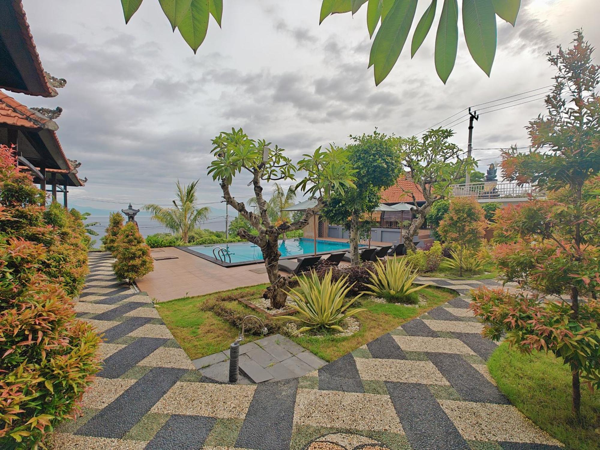 Nusa Sedayu Hotel By Ocean View Batununggul 外观 照片
